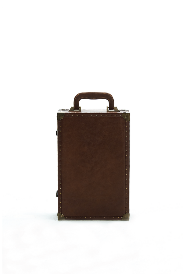 Cacao whiskey case